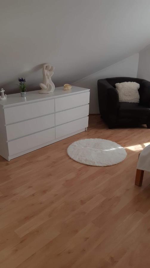 Rege Apartman Alsoors Exterior foto